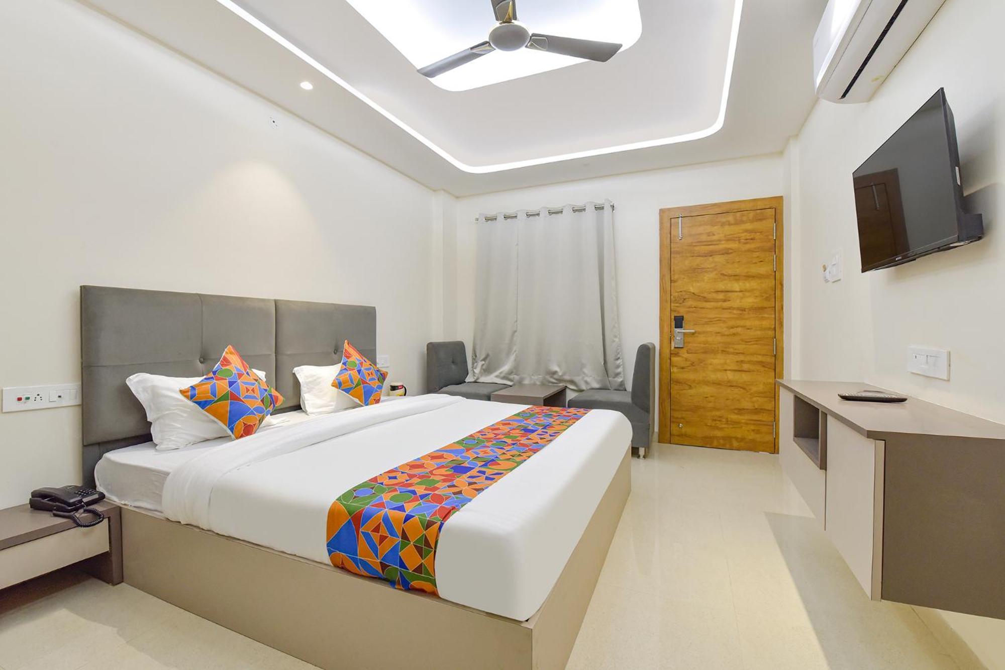 Fabhotel Synergy Stays Indore Exterior photo