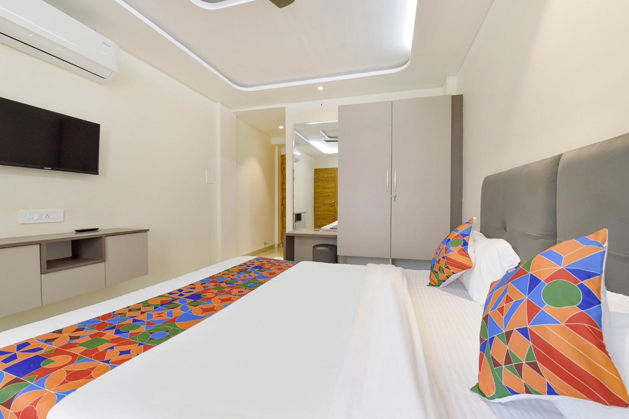 Fabhotel Synergy Stays Indore Exterior photo
